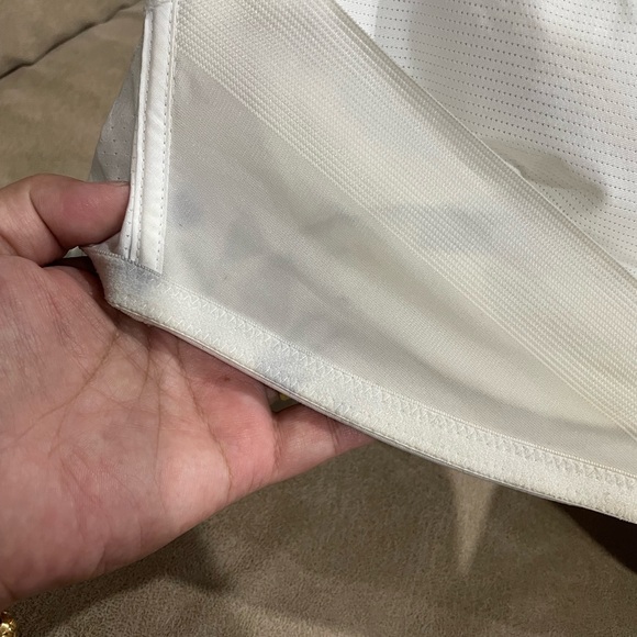 💙4️⃣0️⃣0️⃣💙Adidas sports bra. Pre loved 🥰 size 85C (38C) condition 10/10 - Picture 8 of 8